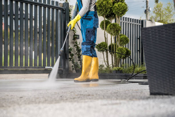 Best Animal Enclosure Cleaning  in Allendale, CA